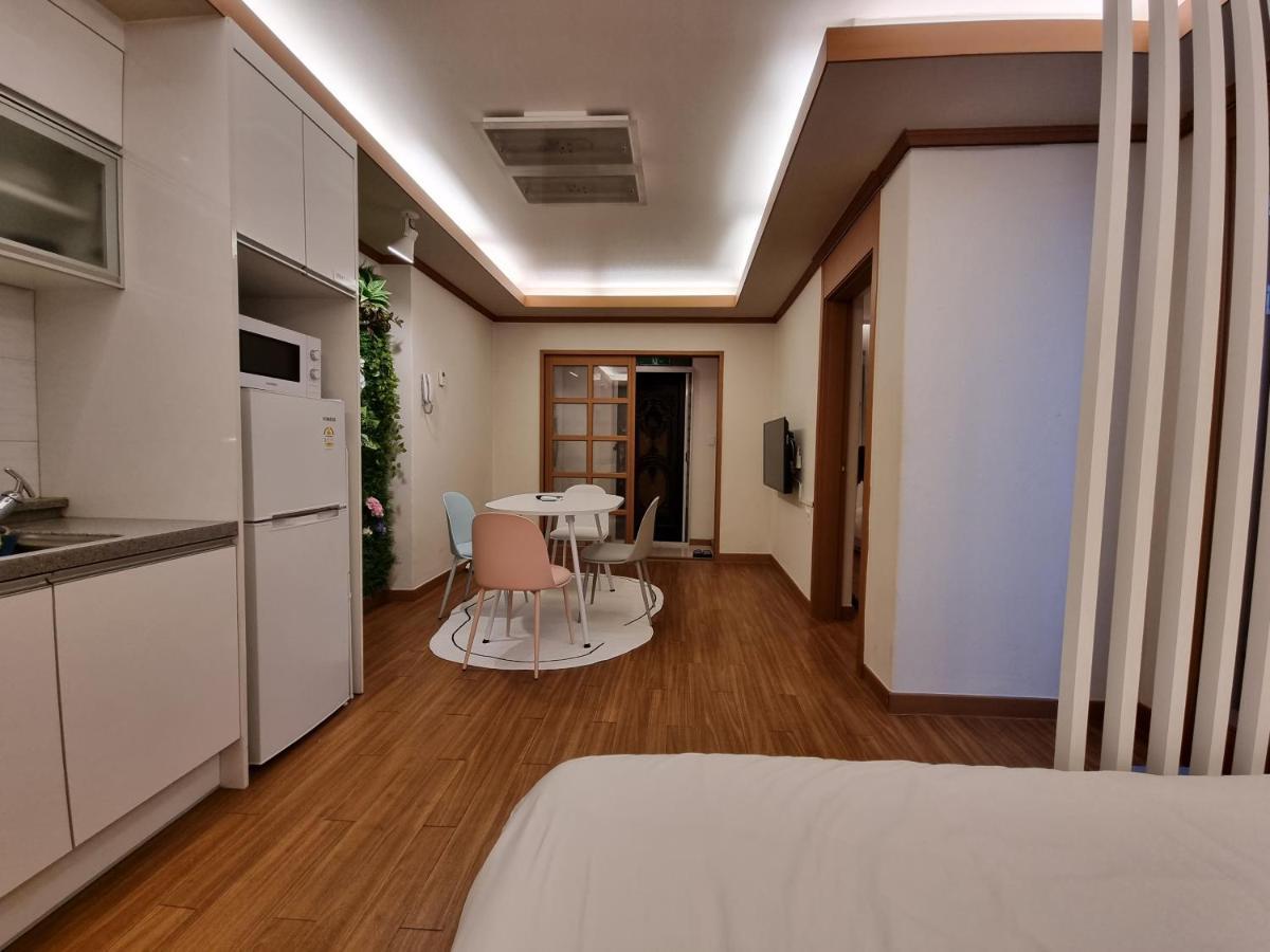 Complace H Σεούλ Εξωτερικό φωτογραφία